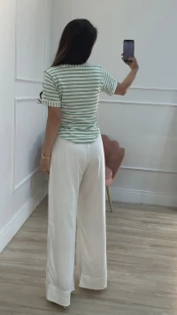 Blusa Malha Listrada Bianca Decote V