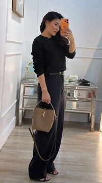 Blusa tricot Texturizada Suely Punhos E Barrado Largos Canelados