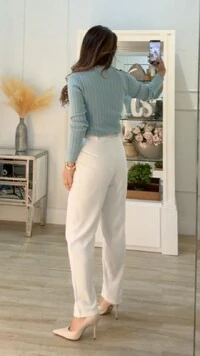 Blusa Tricot Flora Canelados Largos E Detalhes Texturizados