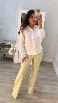 Camisa Linho Erika Mangas Bufantes Detalhe Em Renda