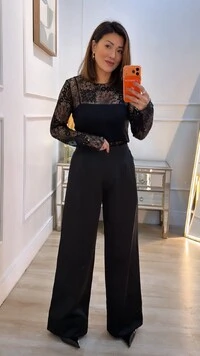 Blusa De Renda Diana Com Top