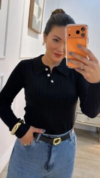 Blusa Tricot Gola Polo Agatha Botões Resinados Na Gola