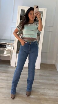 Blusa Malha Listrada Celine Com Gola Ondulada