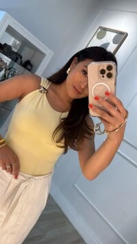 Blusa Regata Malha July Detalhe Fivela Dourada No Ombro