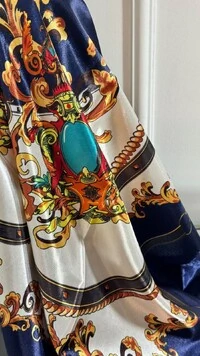 Lenço Acetinado Estampado