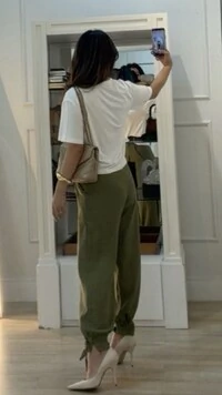 Calça Jogger Viscose Com Linho Nanda Pregas Frontais