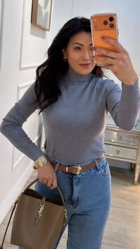 Blusa Tricot Basica Cacharrel Izabelly Nervuras Caneladas Nos Ombros