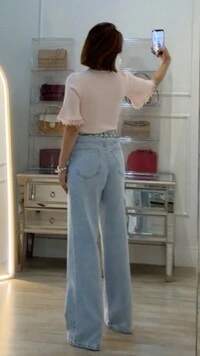 Blusa Canelada Decote V Hillary Mangas 3/4 Detalhe De Renda