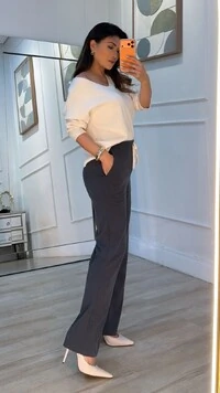 Calça Pantalona Texturizada Vilma Com Amarração Em Cordão