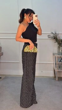 Calça Pantalona Poá Maira Pala Com Martingales Nas Laterais