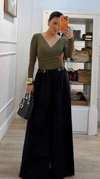 Blusa De Malha Decote V Transpassado Lina Mangas Longas