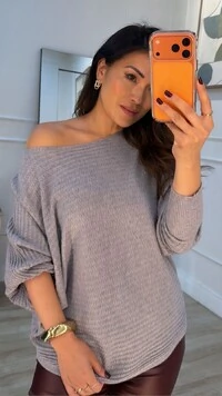 Poncho Tricot Texturizado Grazi Barrado Arredondado