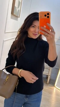 Blusa Tricot Gola Alta Samantha Punhos E Barrado Texturas Entrelaçadas