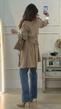 Casaco Trench Coat Martingalê Nos Punhos Grazi Cinto Fivela Retangular