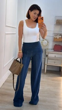 Calça Pantalona Nadia Pala Larga Detalhe Em Pesponto