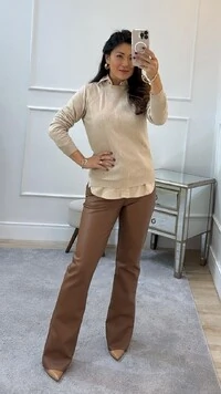 Blusa Tricot Selene Detalhe Canelado Diagonal Nos Ombros