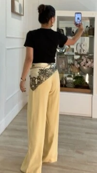 Blusa De Malha Bruna Mangas Curtas