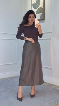 Blusa Malha Ombro Vazado Detalhe Pregas Layla Mangas Longas