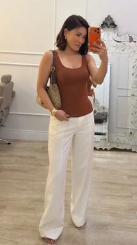 Regata Malha Decote Em U Aline Alças Largas