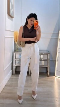 Blusa Regata Lavínia Gola Abaulada