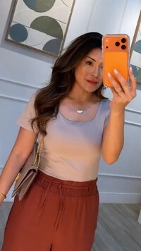 Blusa Suplex Decote Em U Brooke Mangas Curtas