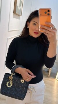 Blusa Gola Rolê Alice Detalhes Canelados