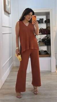 Conjunto Tricot Maithe Blusa Regata Alongada E Calça Pantalona