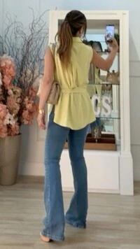 Camisa Sem Manga Com Botões E Cinto Faixa Taysa