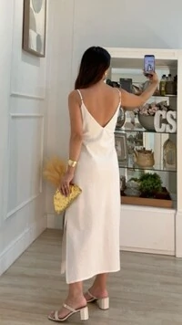 Vestido Midi Amplo Decote V Frontal E Posterior Luisa