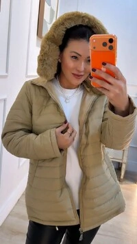 Pré-Venda Data Estimada De Envio Dia 22/06 Parka Casaco Dupla Face Tabatha Capuz Removível Com Pelin