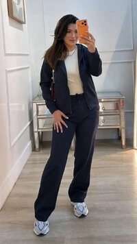 Jaqueta Casaco Moletom Leila Capuz Com Amarração Regulável