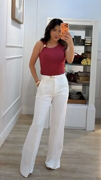 Blusa Com Bojo Canelada Heloize Detalhe Fivela Dourada Na Alça