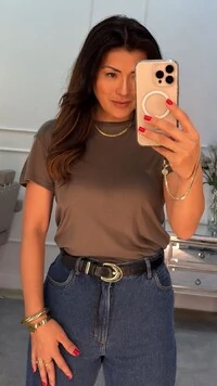 Blusa Básica Nana Gola Careca E Mangas Curtas