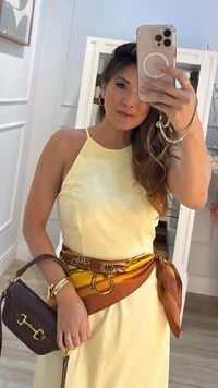 Vestido Midi Cavado Tricoline Giselle Detalhe Posterior Transpassado E Vazado