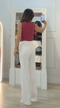 Blusa Com Bojo Canelada Heloize Detalhe Fivela Dourada Na Alça