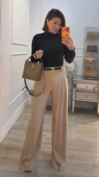 Blusa Tricot Gola Alta Detalhe Nuvem Jamile Nervuras Em Zigue-Zague