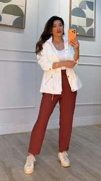 Blusa Suplex Decote Em U Brooke Mangas Curtas