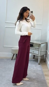 Blusa Tricot Gola Careca Sandra Texturas Frontais