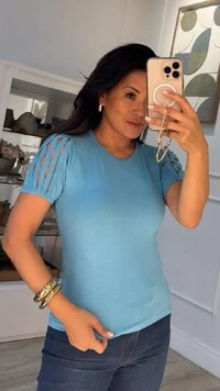 Blusa De Malha Thalita Mangas Curtas Vazadas