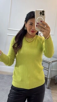 Blusa Tricot Com Nervuras Caneladas Gola Careca Anahi Manga Longa