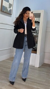 Casaco Sobretudo Gisele Veludo Cotelê Com Botões Duplos Frontais