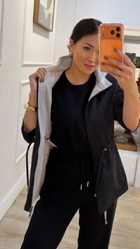 Parka Dupla Face Capuz Removível Manu Com Puxadores Reguláveis