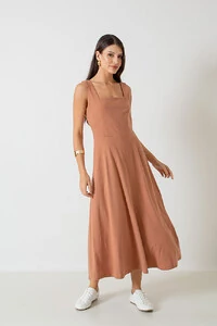 Vestido Midi Decote Reto Barbara Alças Largas