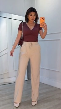 Calça Pantalona Kelly Pala Larga Com Amarração Frontal