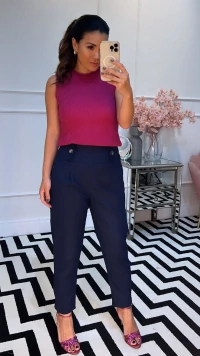 Regata Tricot Canelado Halley Detalhe Gola Enrolado