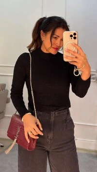 Blusa Tricot Nervuras Retangulares Liz Manga Longa