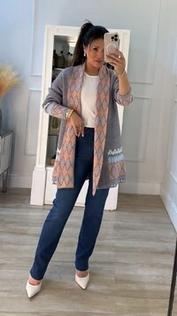 Maxi Cardigan Pillar Com Detalhes Estampados