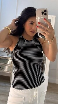 Blusa Regata Bicolor Listrada Nala Com Decote Nadador