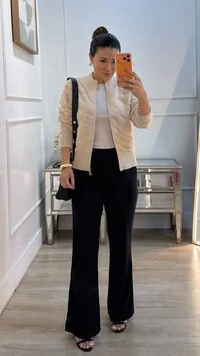 Calça Pantalona Texturizada Amanda Com Bolsos Faca