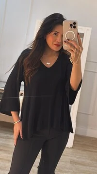 Blusa Ampla Decote V Thayna Mangas 7/8 Evasê